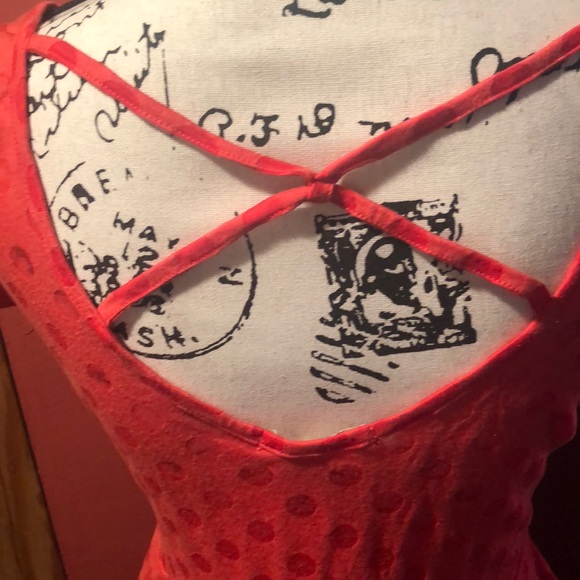 Fit and Flare top with sheer polka dots - Picture 3 of 4